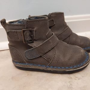 Stride Rite Medallion Toddler Boots